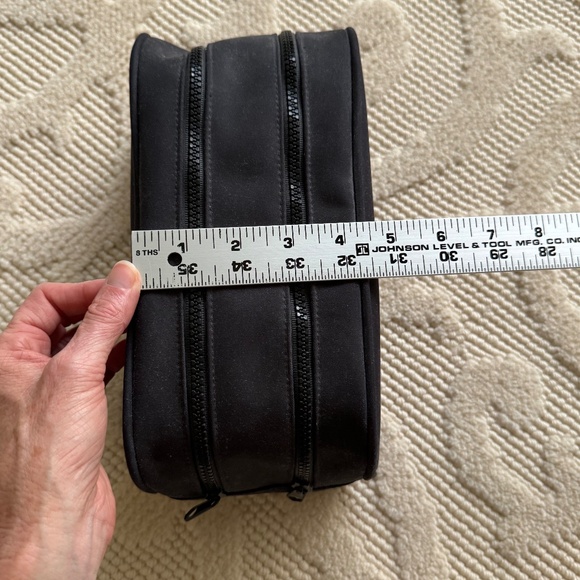 CHANEL - LUXURY ALLURE HOMME BLACK UNISEX TWO COMPARTMENT TOILETRIES BAG - Picture 8 of 8